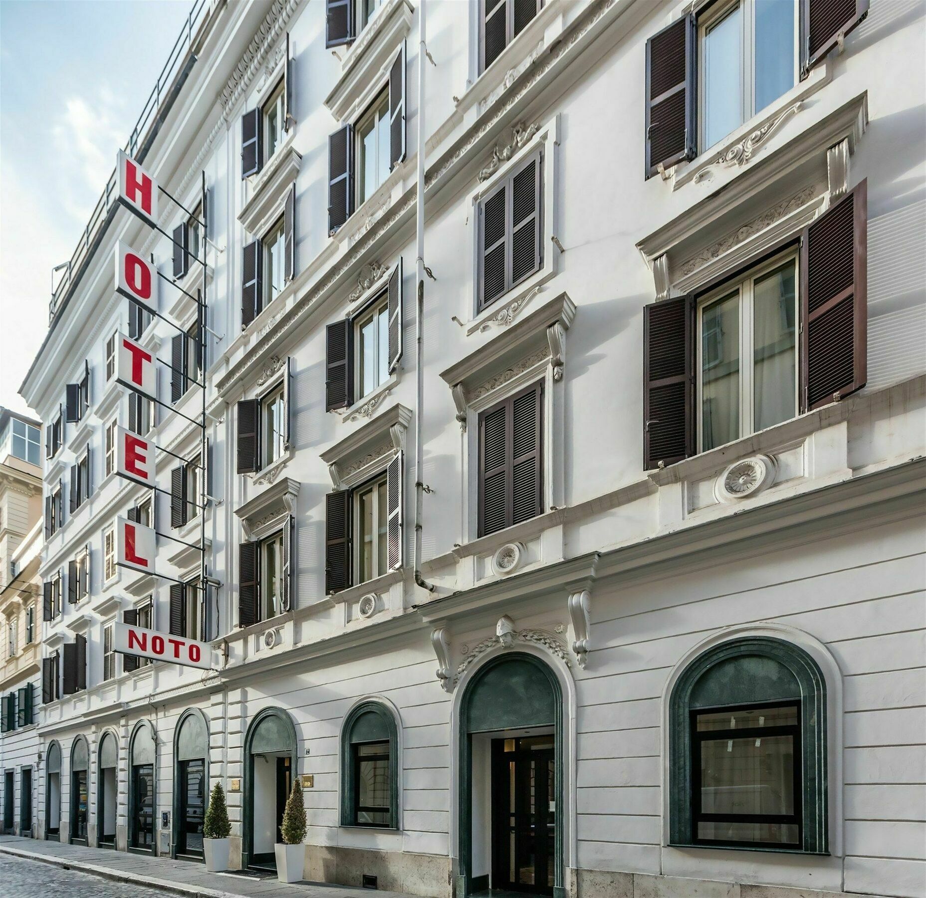 Raeli Hotel Noto Roma Esterno foto